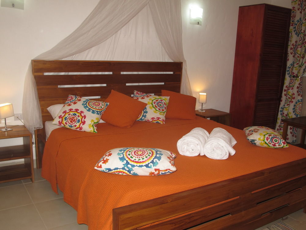 Casa Mapache Hotel Tamarindo Exterior photo
